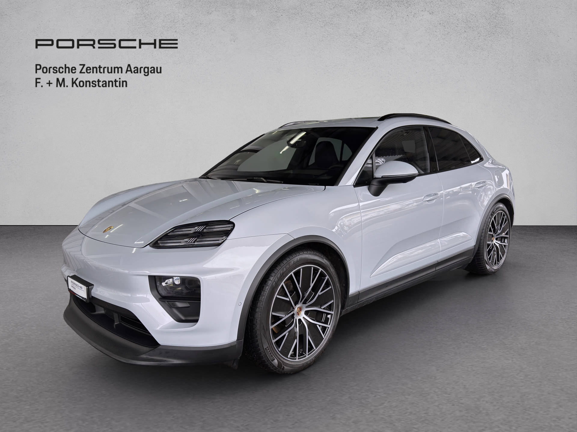 Macan 4