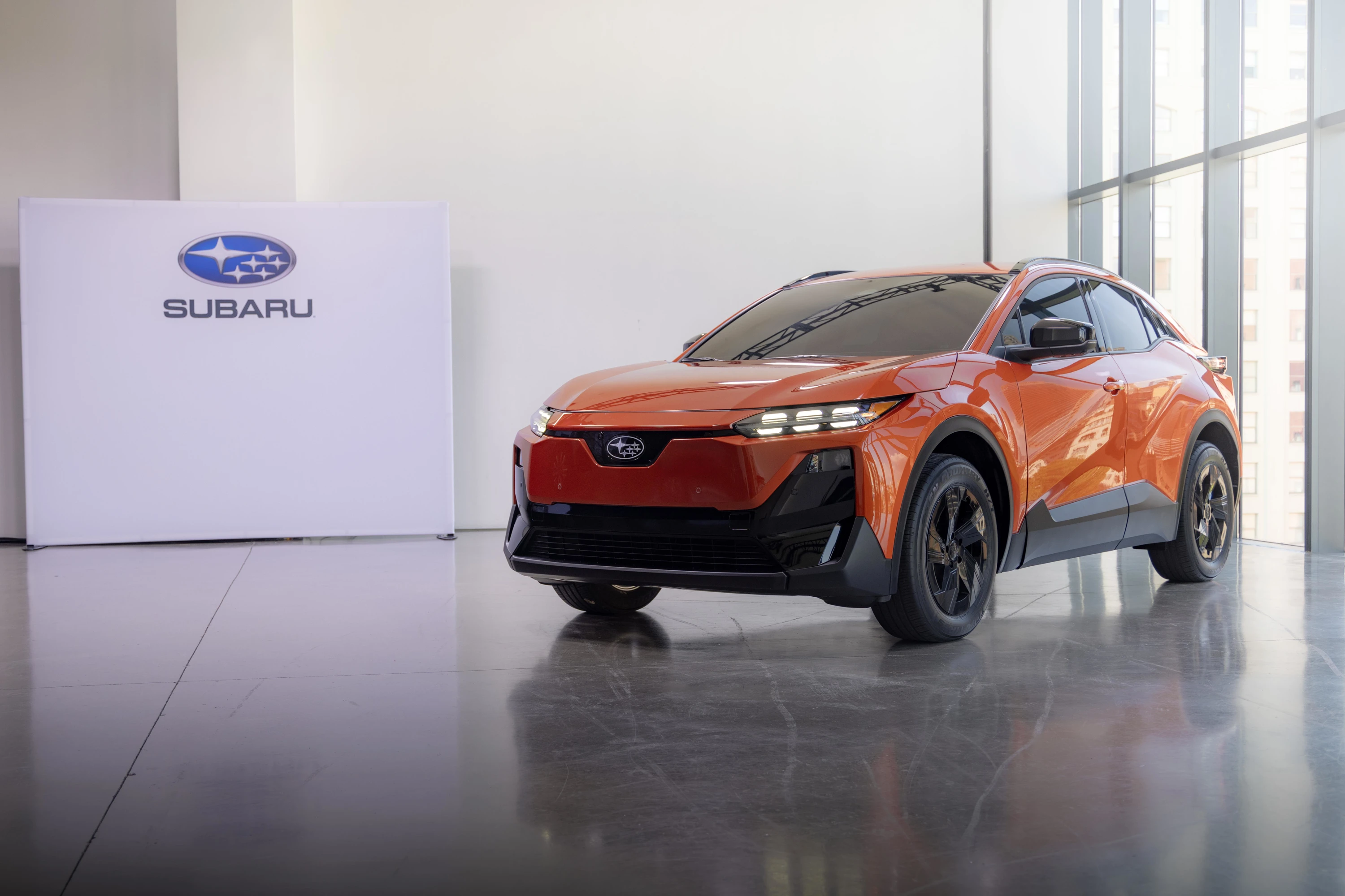 Subaru Uncharted Elektroauto Exterieur – Ansicht 2 | Garage Konstantin Oftringen