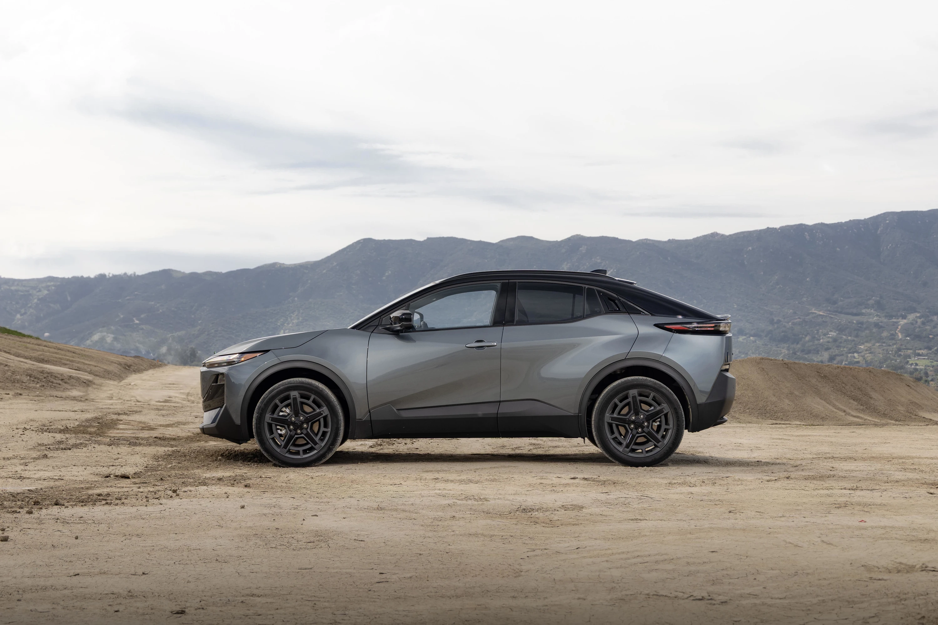 Subaru Uncharted Elektroauto Exterieur – Ansicht 6 | Garage Konstantin Oftringen